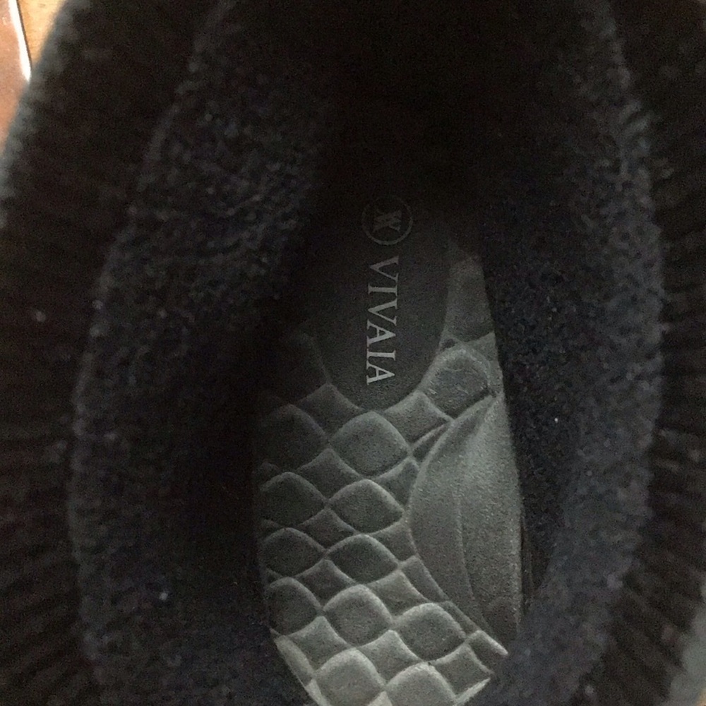 Vivaia Thalita Round-Toe Water-Repellent Heeled Boots in Black Jacquard Size 9 - Picture 13 of 16